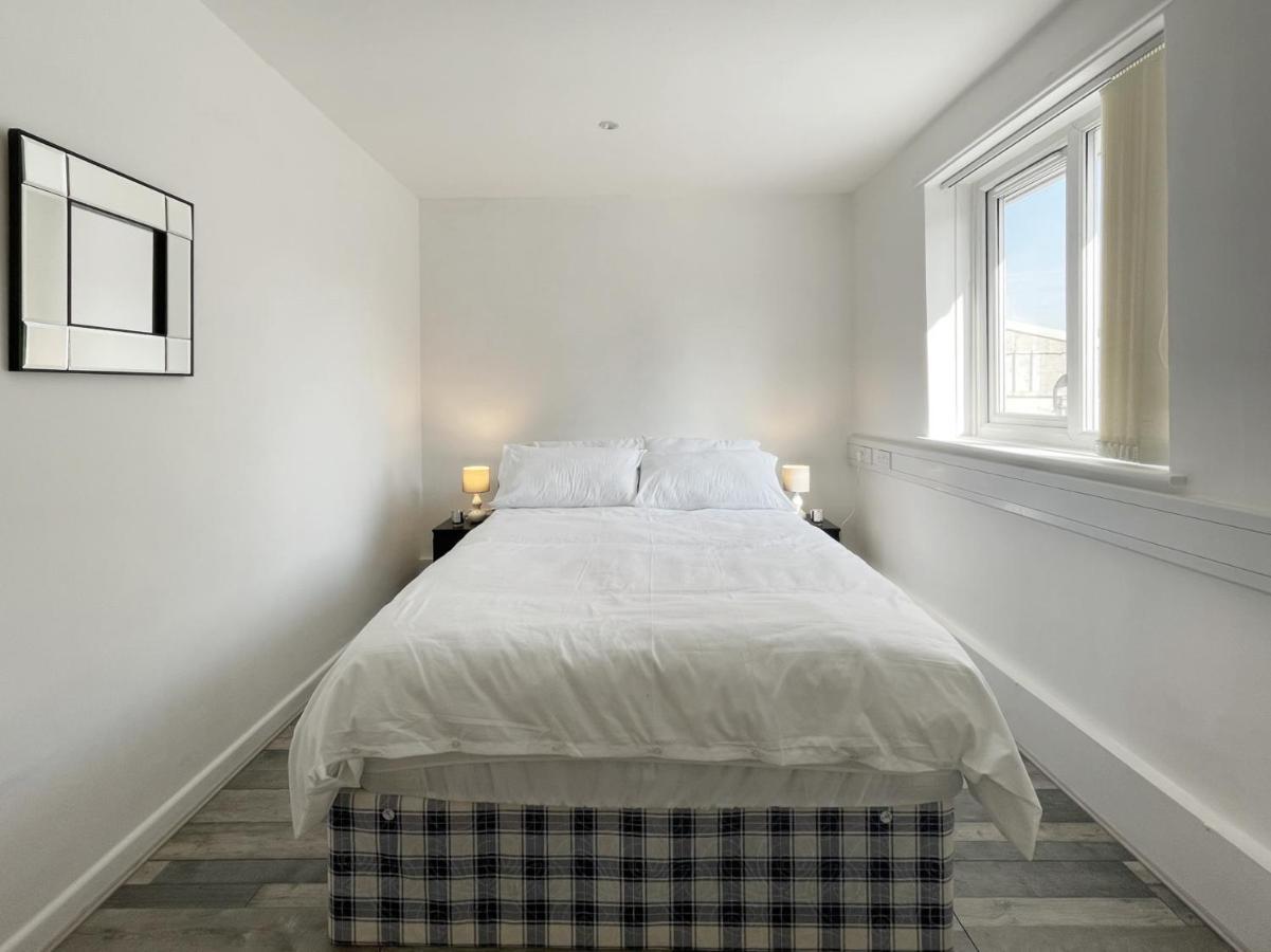 Bright, Warm & Cozy House In Harpurhey Lejlighed Manchester Eksteriør billede