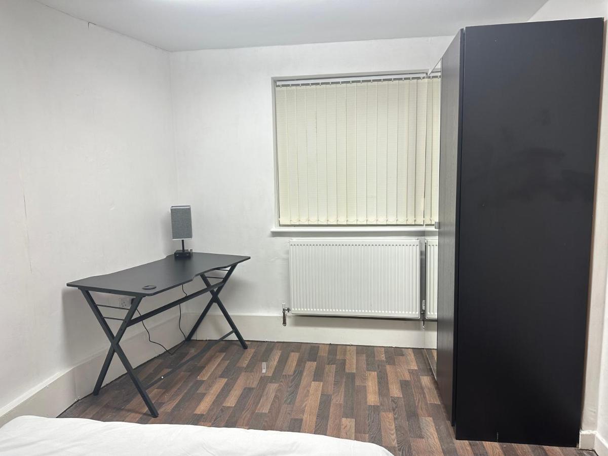 Bright, Warm & Cozy House In Harpurhey Lejlighed Manchester Eksteriør billede