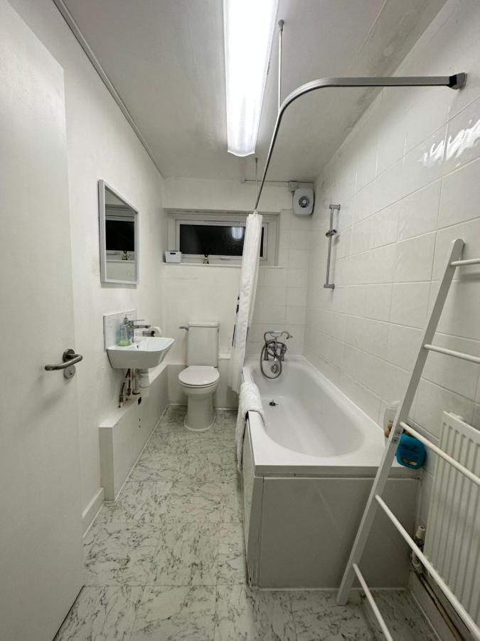 Bright, Warm & Cozy House In Harpurhey Lejlighed Manchester Eksteriør billede