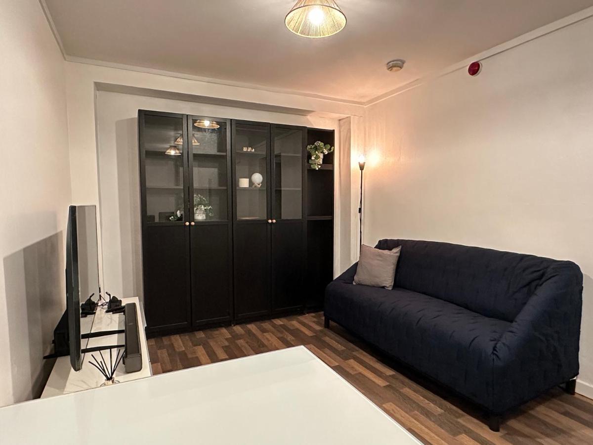 Bright, Warm & Cozy House In Harpurhey Lejlighed Manchester Eksteriør billede