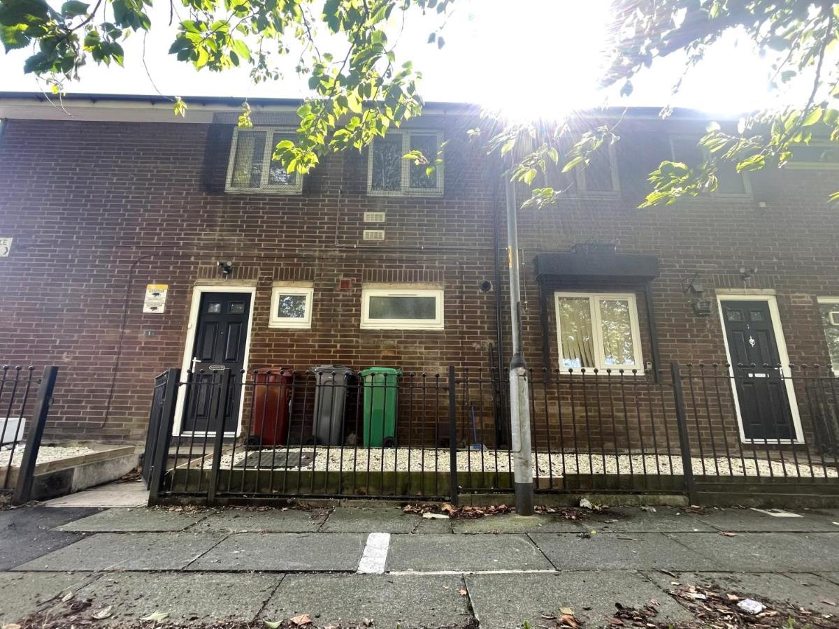 Bright, Warm & Cozy House In Harpurhey Lejlighed Manchester Eksteriør billede
